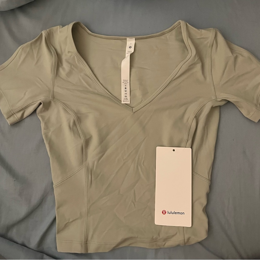 LULULEMON : Nulu Cropped Slim Yoga SS